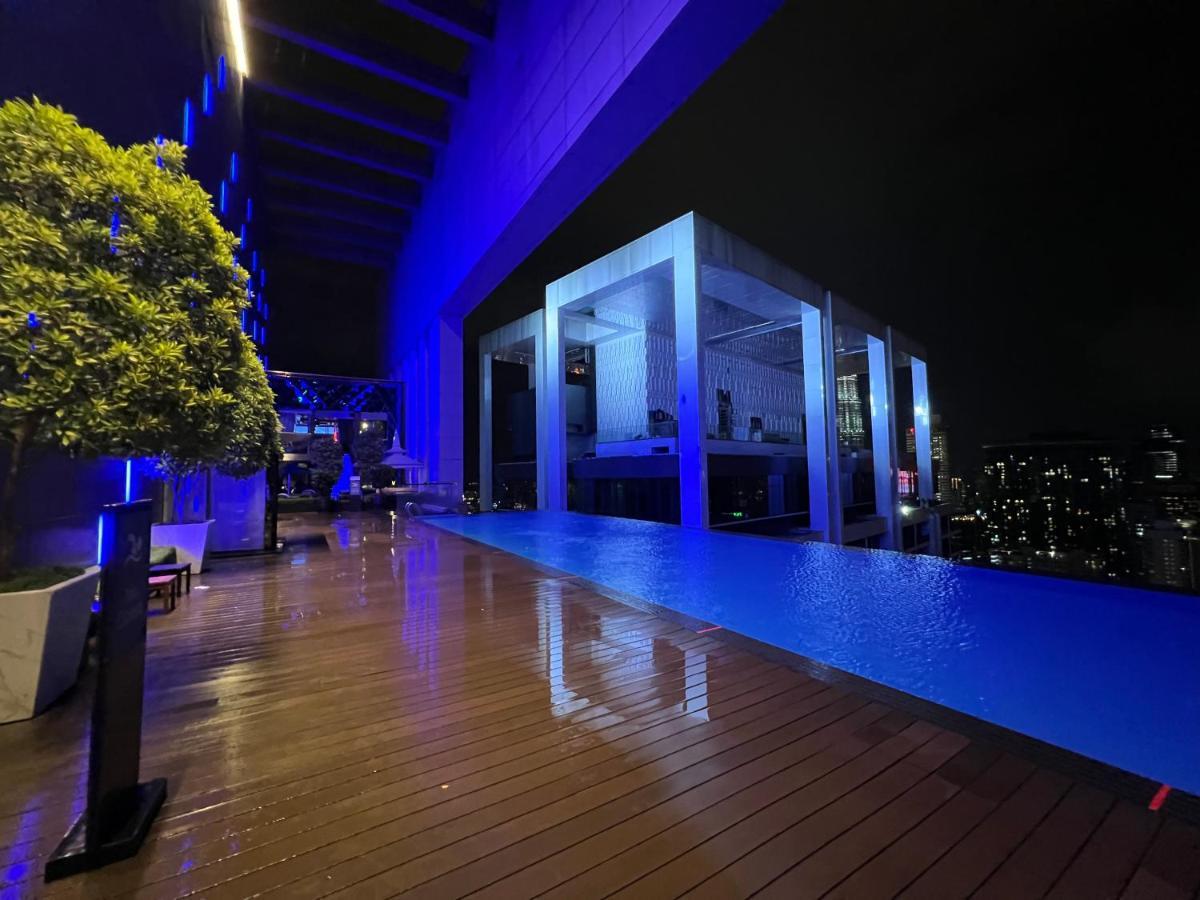 Amazing Pool By Platinum Suites Klcc Kuala Lumpur Dış mekan fotoğraf